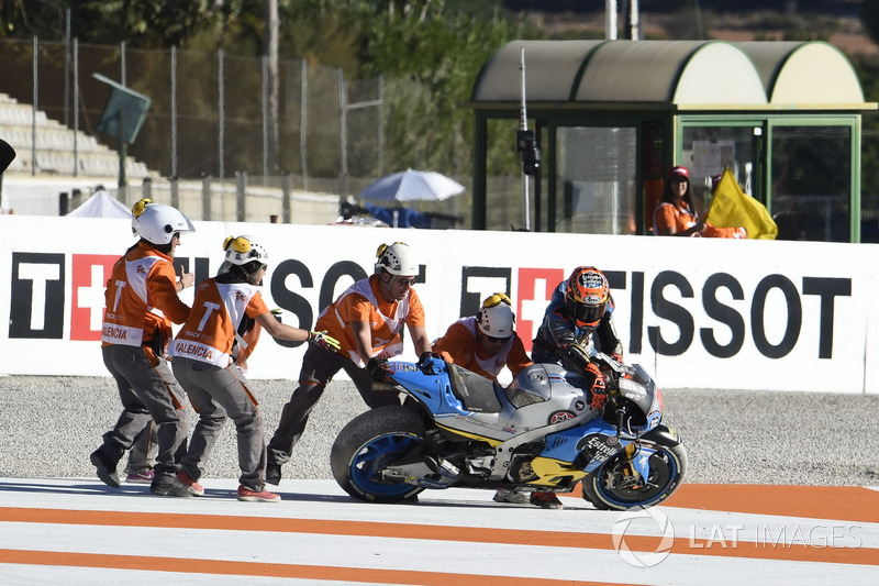 Tito Rabat, Estrella Galicia 0,0 Marc VDS, dropped the bike after crash