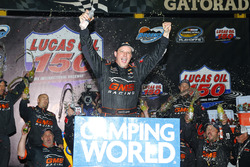 Race winner Johnny Sauter, GMS Racing Chevrolet