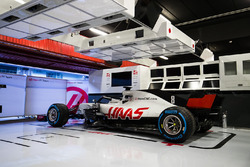 Haas F1 Team VF-18