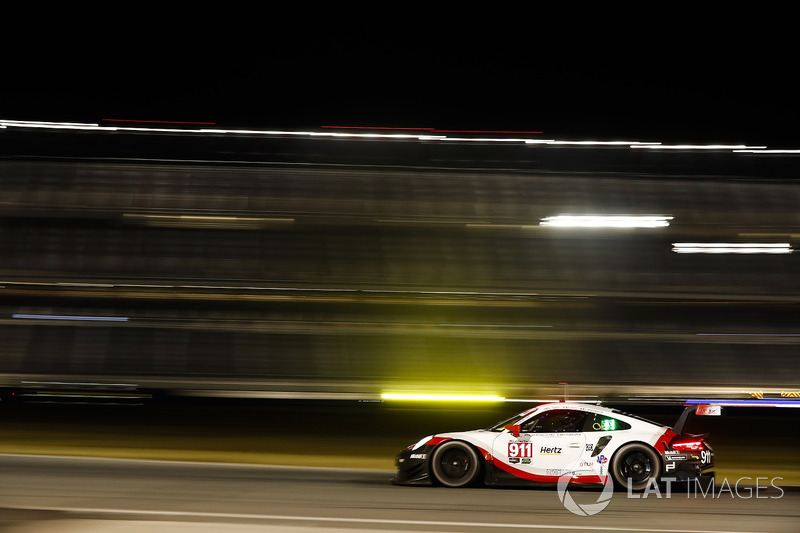 #911 Porsche Team North America Porsche 911 RSR, GTLM: Patrick Pilet, Nick Tandy, Frédéric Makowieck