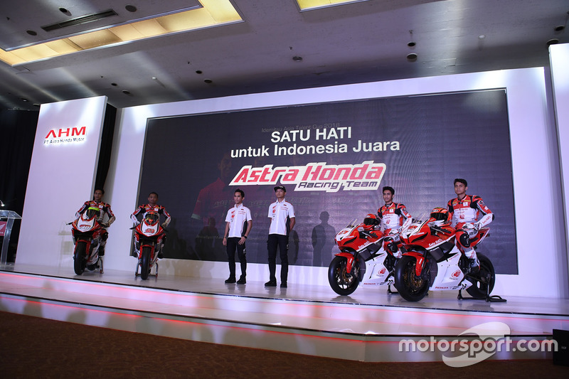 Awhin Sanjaya, Rheza Danica, Gerry Salim, Dimas Ekky, Andi Gilang dan Irfan Ardiansyah, Astra Honda Racing Team
