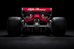 Sauber C37