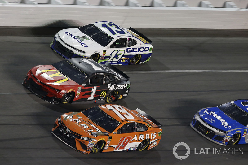Daniel Suarez, Joe Gibbs Racing Toyota Jamie McMurray, Chip Ganassi Racing Chevrolet Camaro