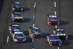 Denny Hamlin, Joe Gibbs Racing, Toyota Camry FedEx Express and Clint Bowyer, Stewart-Haas Racing, Chevrolet Camaro Stewart-Haas Racing Fan Club