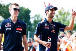 Daniil Kvyat, Scuderia Toro Rosso, Daniel Ricciardo, Red Bull Racing