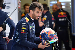 Daniel Ricciardo, Red Bull Racing avec son casque