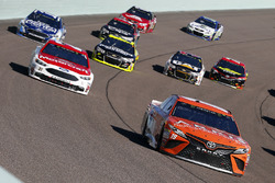 Daniel Suárez, Joe Gibbs Racing Toyota, Ryan Blaney, Wood Brothers Racing Ford
