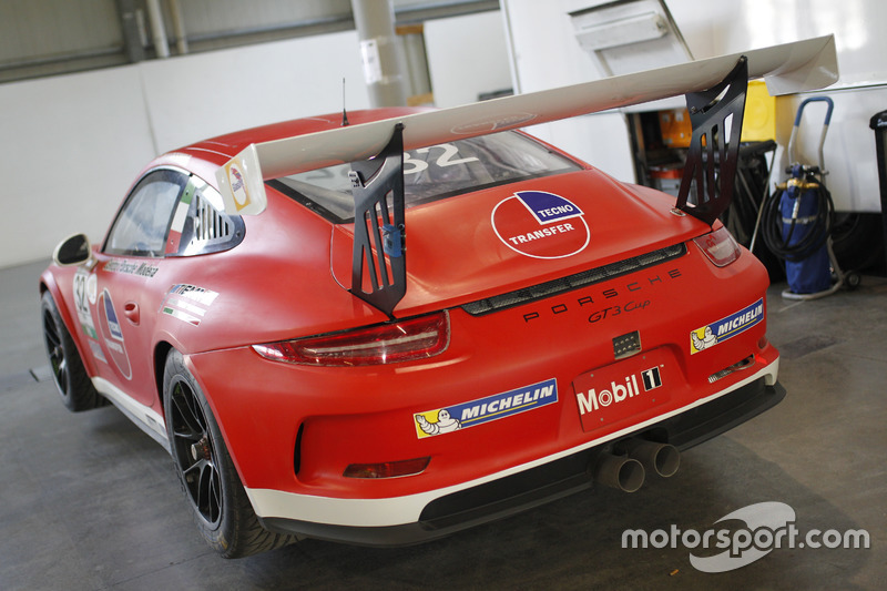 La Porsche 911 GT3 Cup di Gianmarco Quaresmini nel Paddock