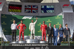 Sebastian Vettel, Ferrari, Lewis Hamilton, Mercedes-AMG F1 and Kimi Raikkonen, Ferrari celebrate on the podium