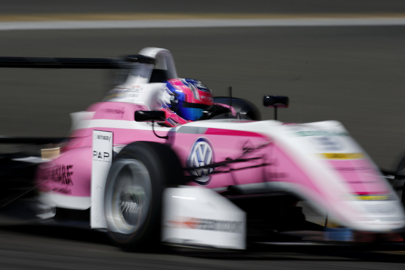 Jehan Daruvala, Carlin Dallara F317 - Volkswagen