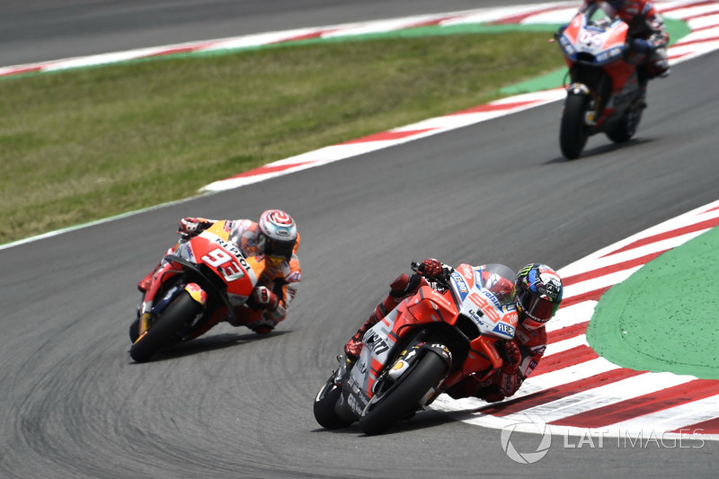 “Márquez ainda tentou chegar nas últimas voltas, mas dei o meu melhor. Vencemos. É incrível vencer aqui com a Ducati. É, agora são duas vitórias seguidas.”