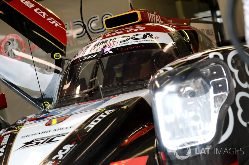 #37 Jackie Chan DC Racing Oreca 07 Gibson: Jazeman Jaafar, Weiron Tan, Nabil Jeffri