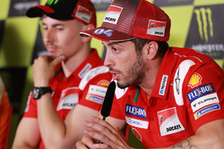 Andrea Dovizioso, Ducati Team, Jorge Lorenzo, Ducati Team