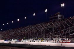 Brett Moffitt, Hattori Racing Enterprises, Toyota Tundra AISIN Group leads the field