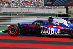 Pierre Gasly, Scuderia Toro Rosso STR13 yarış dışı
