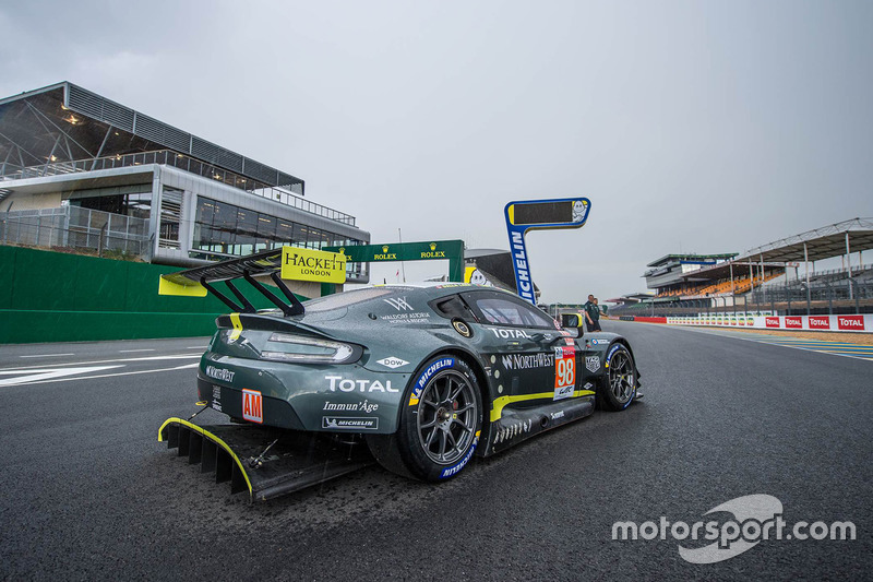 #98 Aston Martin Racing Aston Martin Vantage: Paul Dalla Lana, Pedro Lamy, Mathias Lauda