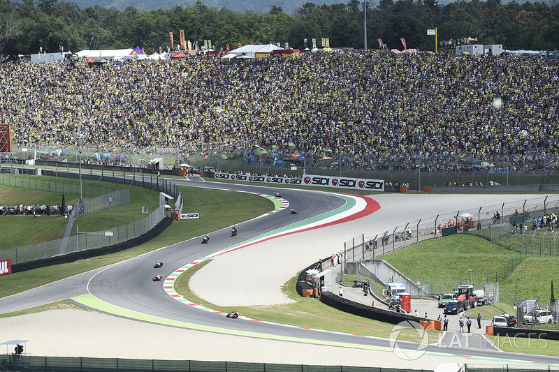 Jorge Lorenzo, Ducati Team, Crowds