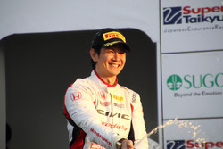 中野信治