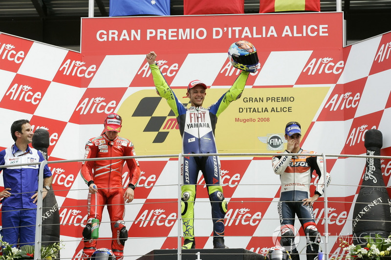 Podio: 1º Valentino Rossi, 2º Casey Stoner, 3º Dani Pedrosa