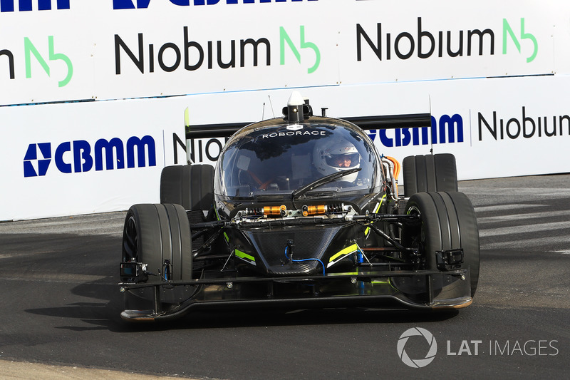 Mobil tes Roborace