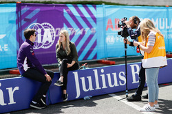 Alex Lynn, DS Virgin Racing, talks to the press