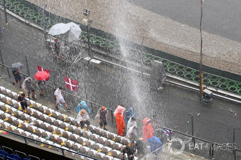 Torrential rain after the race