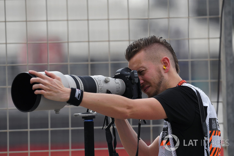Andy Hone, LAT Photographer
