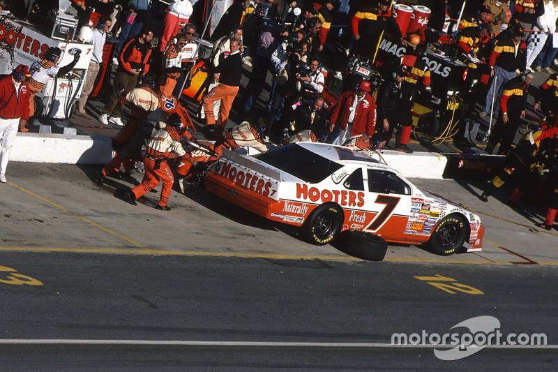 Alan Kulwicki, pit stop