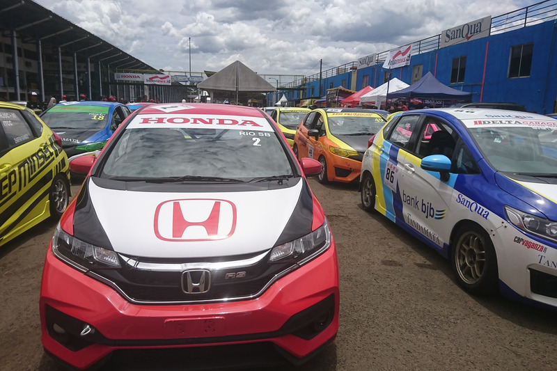 Parc Ferme jelang balapan Honda Jazz Brio Speed Challenge
