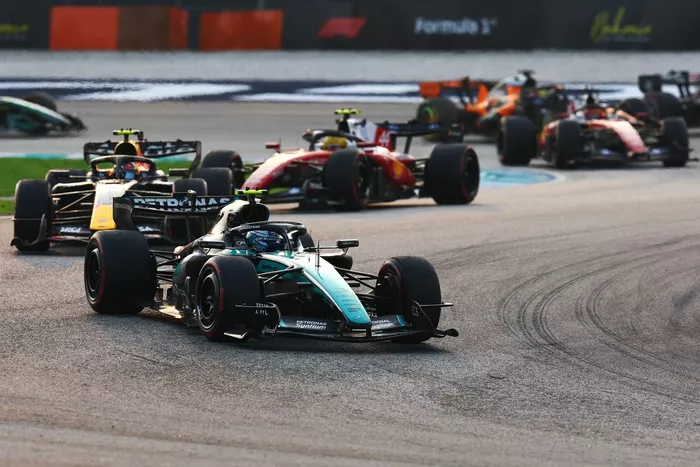 Andrea Kimi Antonelli, Mercedes, Lewis Hamilton, Ferrari, Isack Hadjar, Red Bull Racing