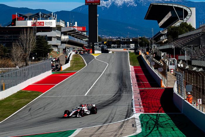 أوليفر بيرمان، هاس