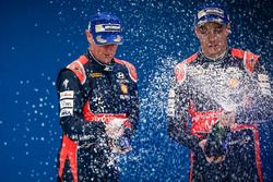 Podium: second place Hayden Paddon, John Kennard, Hyundai i20 WRC, Hyundai Motorsport