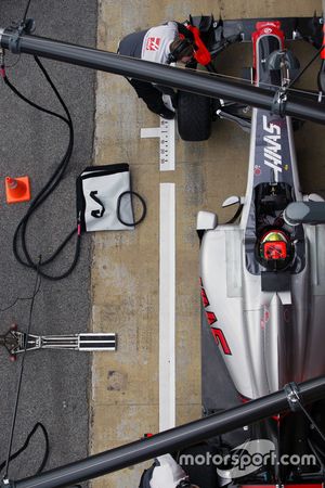 Esteban Gutierrez, Haas F1 Team VF-16