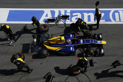Nicholas Latifi, DAMS, s'arrête aux stands