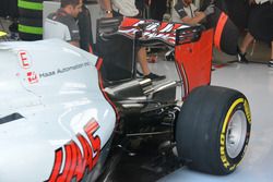 Haas F1 Team VF-16, rear