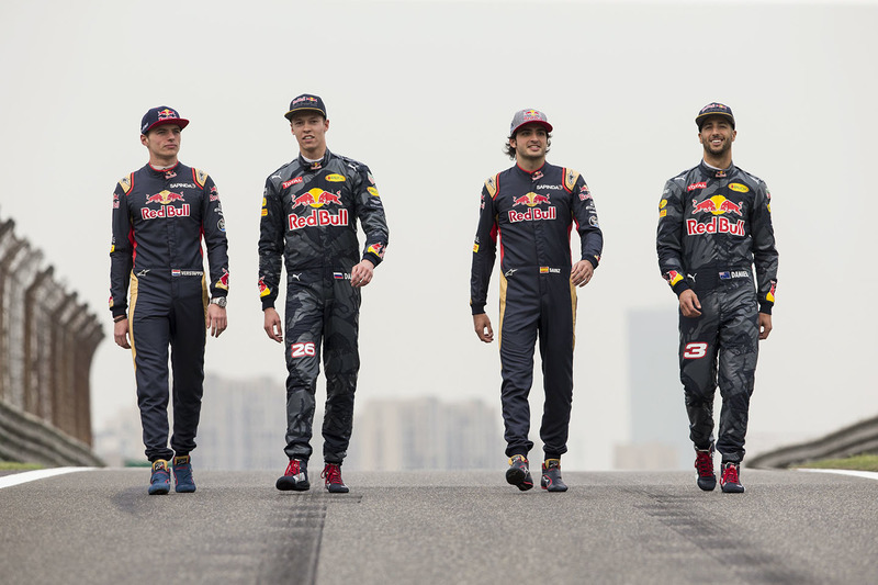 Daniel Ricciardo, Red Bull Racing; Daniil Kvyat, Red Bull Racing; Max Verstappen, Scuderia Toro Ross