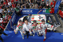 Podium: Winner Tiago Monteiro, Honda Racing Team JAS, Honda Civic WTCC; second place Mehdi Bennani, Sébastien Loeb Racing, Citroën C-Elysée WTCC; third place Rob Huff, Honda Racing Team JAS, Honda Civic WTCC