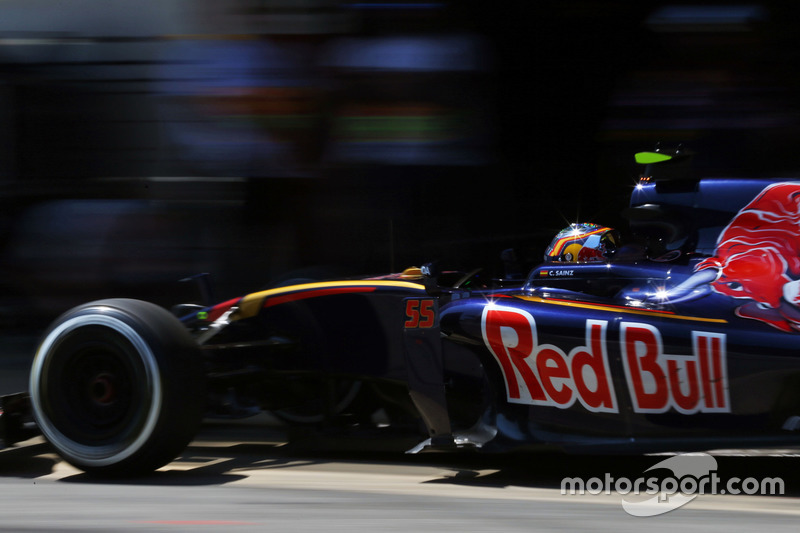 Carlos Sainz Jr., Scuderia Toro Rosso STR11
