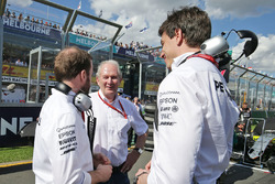 Bradley Lord, Mercedes AMG F1 Communications Manager met Dr Helmut Marko, Red Bull Motorsport Consul