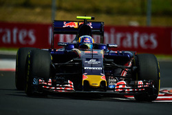 Carlos Sainz Jr, Scuderia Toro Rosso STR11