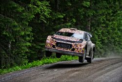 Kris Meeke tests Citroﾃｫn C3 WRC 2017