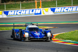 #36 Signatech Alpine A460: Gustavo Menezes, Nicolas Lapierre, Stテゥphane Richelmi