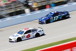 Trevor Bayne, Roush Fenway Racing Ford, Ricky Stenhouse Jr., Roush Fenway Racing Ford