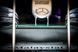 Mercedes AMG F1 W07 Hybrid front wing