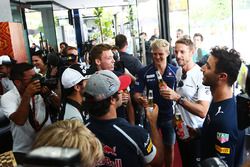 Jenson Button, McLaren celebrates his 300th GP with Daniel Ricciardo, Red Bull Racing; Marcus Ericss