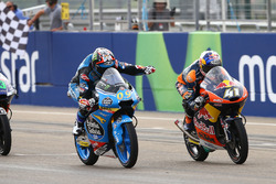 Ganador, Jorge Navarro, Estrella Galicia 0,0, segundo, Brad Binder, Red Bull KTM Ajo