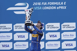 Il vincitore della gara Nicolas Prost, Renault e.Dams