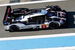 #1 Porsche Team Porsche 919 Hybrid: Timo Bernhard, Mark Webber, Brendon Hartley