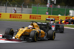 Kevin Magnussen, Renault Sport F1 Team RE16