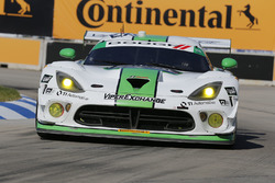 #33 Riley Motorsports SRT Viper GT3-R: Ben Keating, Jeroen Bleekemolen